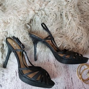 Nina Women's heels | SZ 8 | New